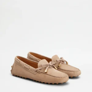 Tod's Mocassino Gommino in Pelle Scamosciata Rosa