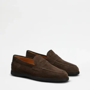 Tod's Mocassino in Pelle Scamosciata Marrone